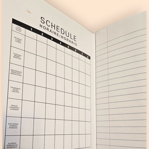 Lil' Bratz Y2K composition notebook - Picture 5 of 5